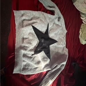 Women's Gray Star-Print Knit Sweater